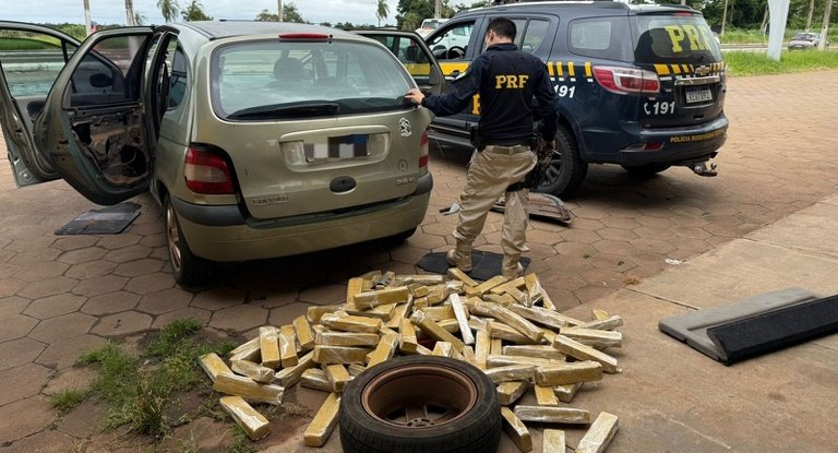 PRF apreende quase 80 kg de maconha em carro na cidade de Bataguassu