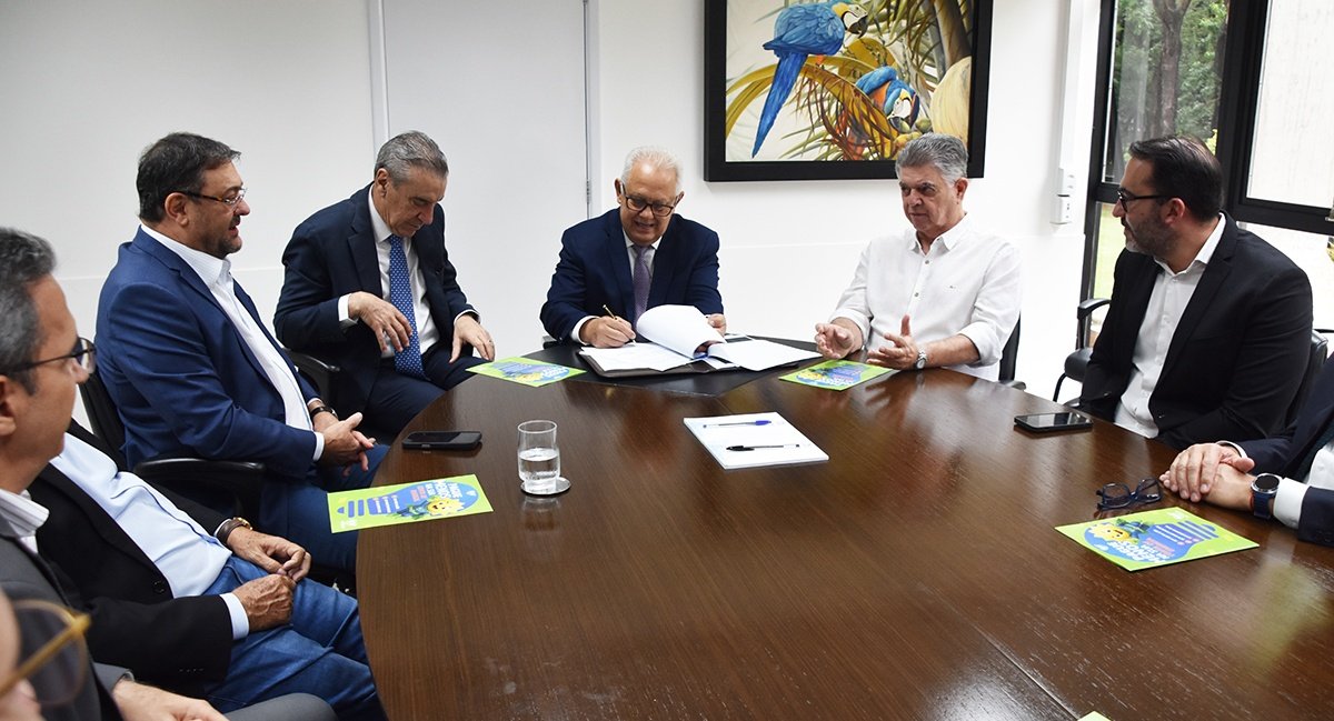 Fiems e TCE-MS firmam parceria para reduzir em até 20% conta de energia de servidores
