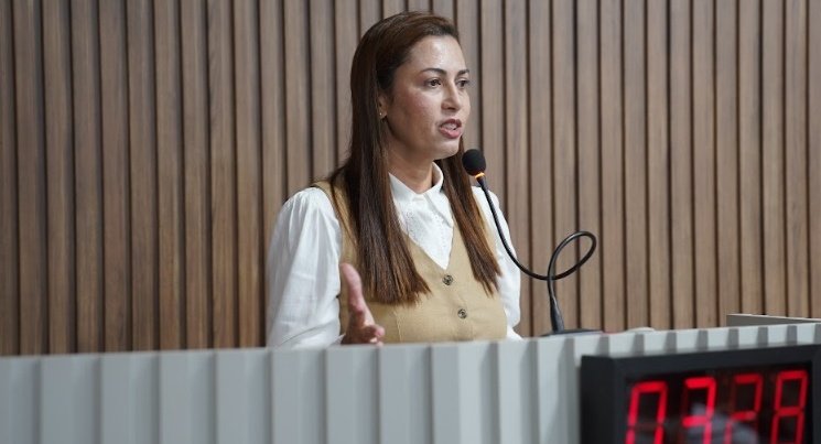 Vereadora Andrea Cruz solicita implantação da Patrulha Maria da Penha em Batayporã