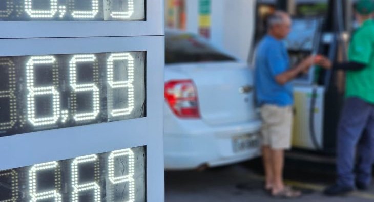Procon de Mato Grosso do Sul identifica variação de até 21% no preço do diesel em março
