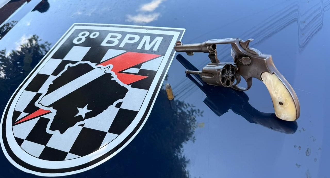 Polícia Militar apreende arma de fogo e cumpre mandados judiciais em Nova Andradina
