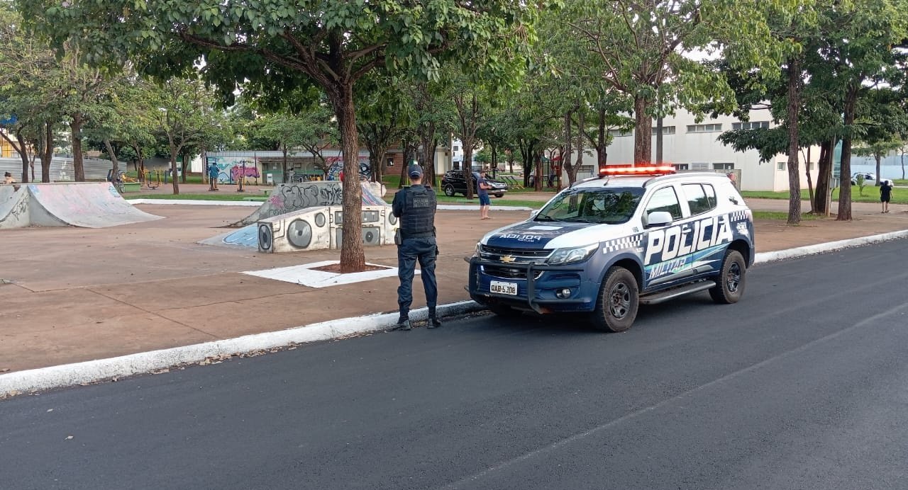 Polícia Militar atende ocorrência de perturbação do sossego e ameaça com uso de faca em Nova Andradina
