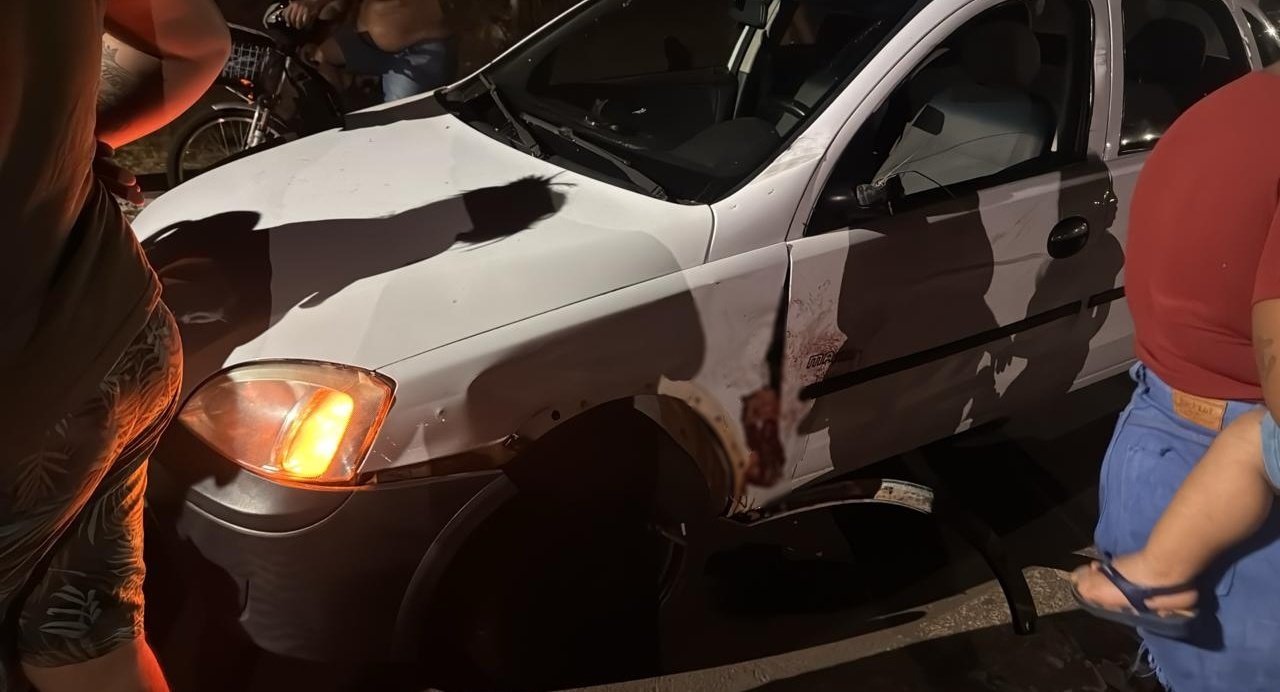 Motorista de carro envolvido em acidente que resultou em ferimento grave a motociclista é preso por embriaguez ao volante