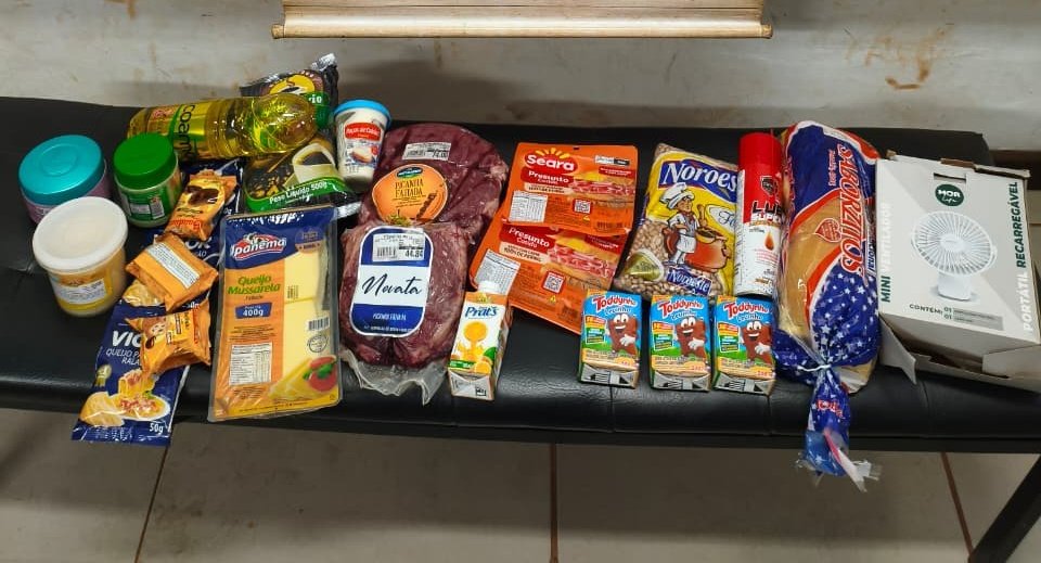 Mãe e filha são flagradas furtando supermercado e acabam na delegacia em Ivinhema
