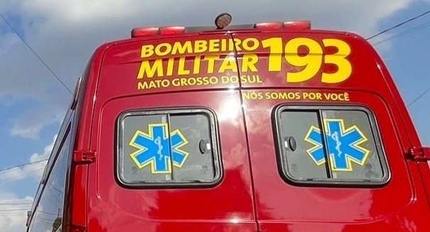 Idoso com motoneta elétrica bate em carreta parada e morre após dar entrada no hospital em Nova Andradina