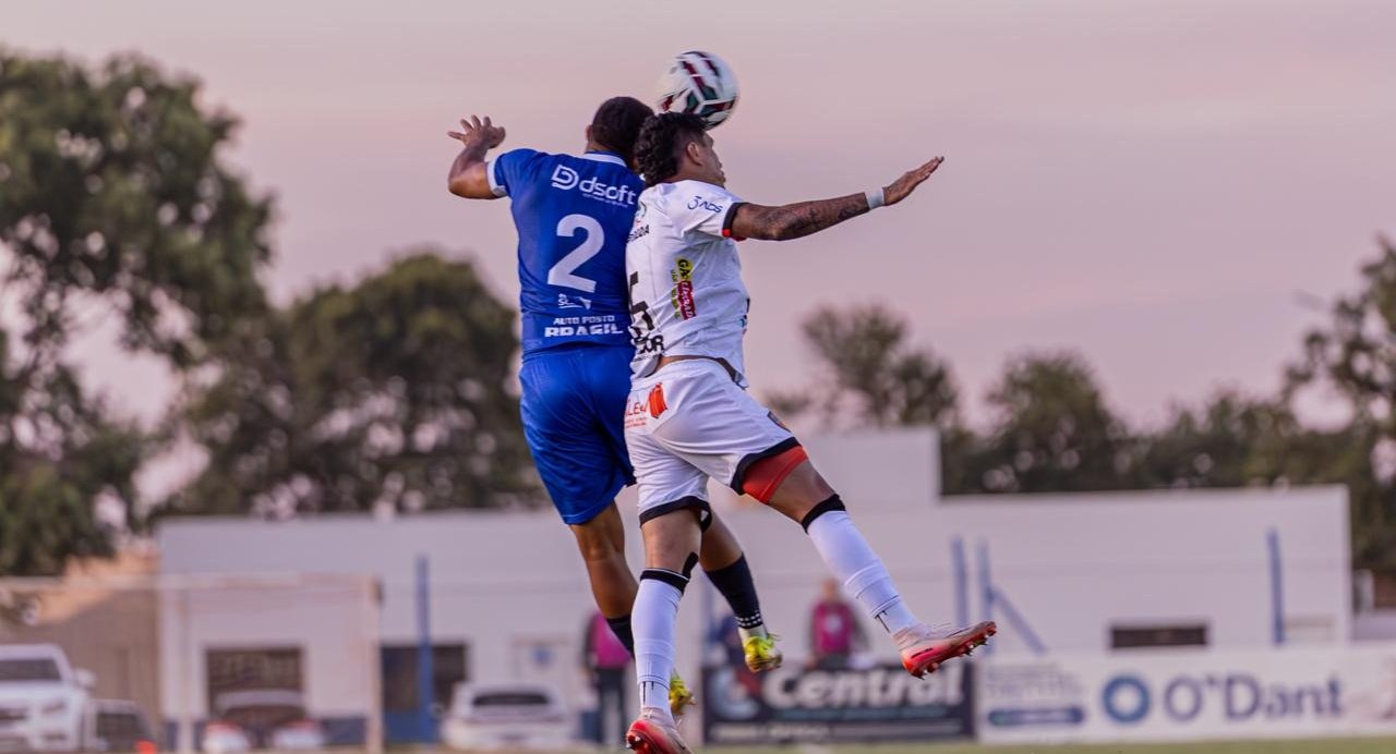 Frio toma conta do Saraivão e Ivinhema empata sem gols com o ABCAT pela Série C do Brasileirão