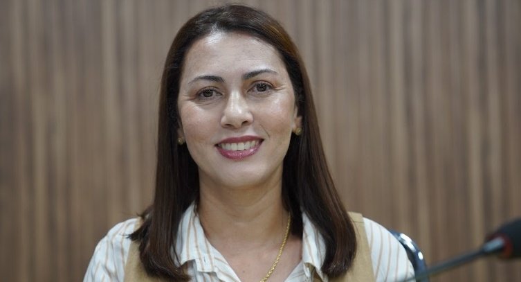 Vereadora Andrea Cruz segue com importantes indicações em favor da população de Batayporã