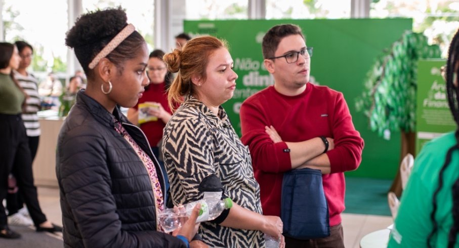 Sicredi reforça importância da educação financeira na 13ª Semana ENEF