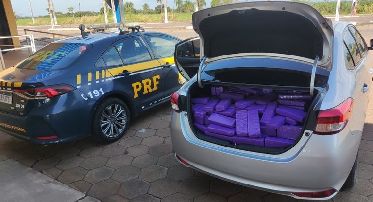 PRF apreende 540 Kg de maconha em Bataguassu