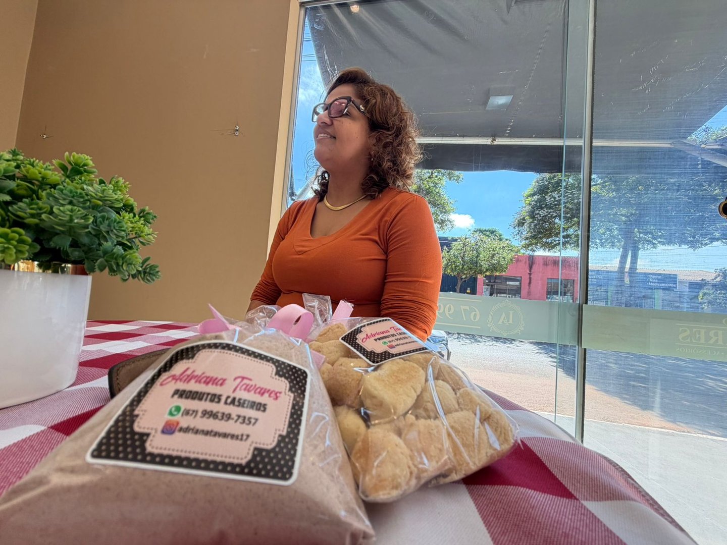 Produtos caseiros foram o início da caminhada de negócios e continuam sendo o elo com nova fase da empresária. Foto: José Almir Portela – Nova News.