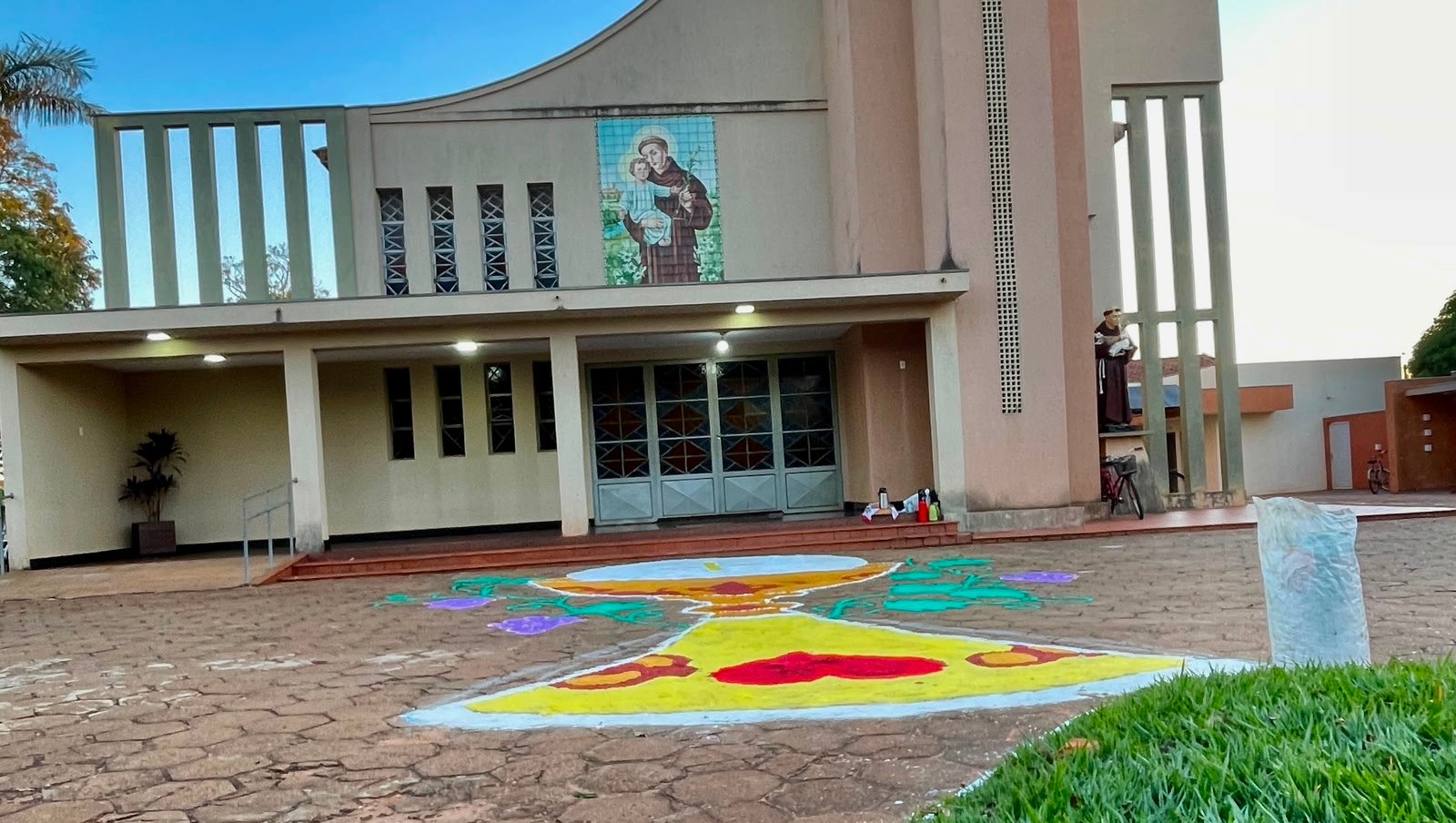 Igreja Matriz em Batayporã - Imagem: Nova News
