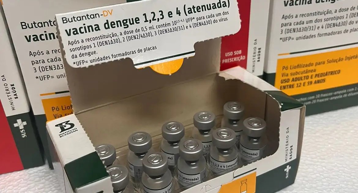 Após sintomas severos e até óbitos, Ministério da Saúde suspende vacina contra a dengue do Butantan