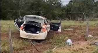 Motorista cochila ao volante, perde controle e carro capota na MS-395, entre Bataguassu e Anaurilândia