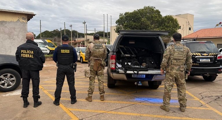 Operação da Polícia Federal contra lavagem de dinheiro, contrabando e descaminho cumpre mandados em Mato Grosso do Sul, Paraná e São Paulo