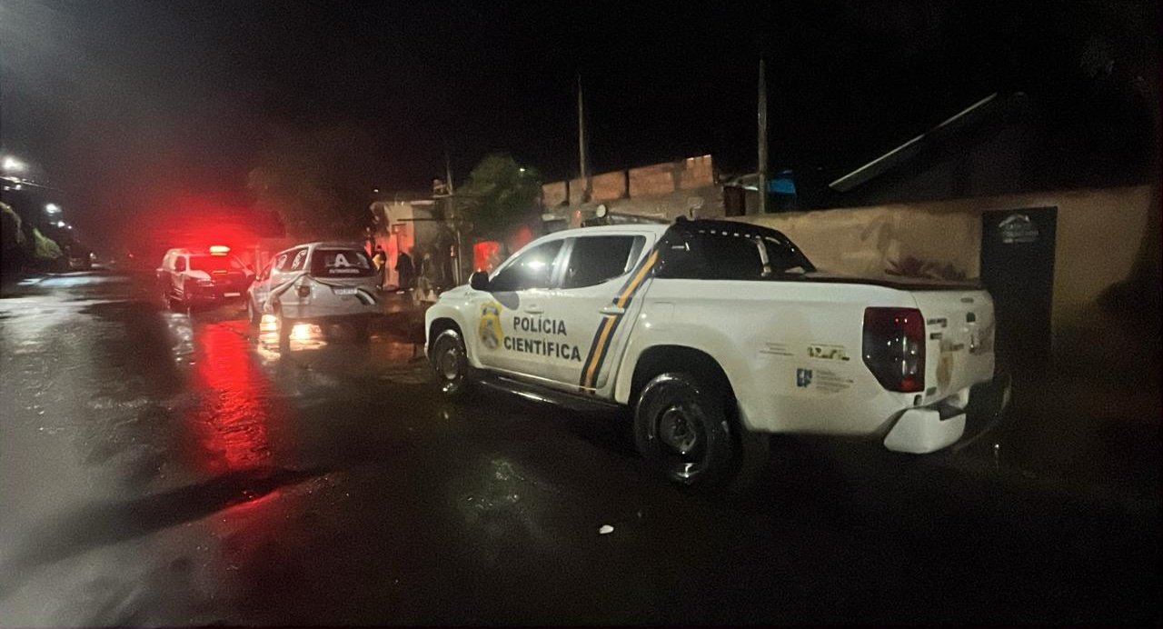 Homem e mulher morrem após serem atingidos por disparos de arma de fogo em Ivinhema