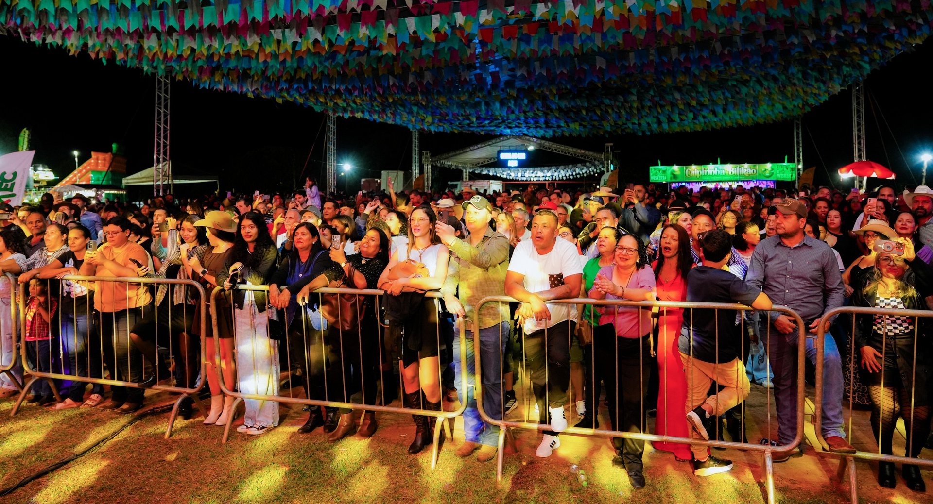 Câmara de Nova Andradina aprova projeto que restringe áreas exclusivas em frente a palcos de eventos com apoio público