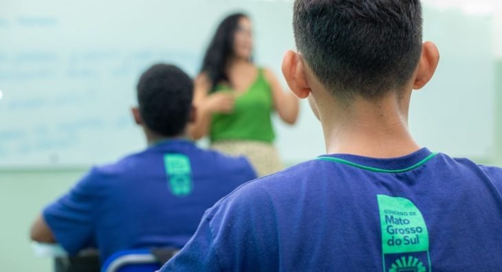 Volta às aulas acontece em 10 de agosto nas escolas estaduais, e professores se preparam com Jornada Formativa