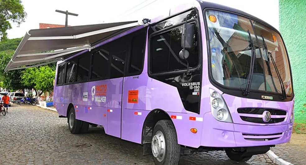 Ônibus Lilás chega a Batayporã com serviços, orientação e acolhimento