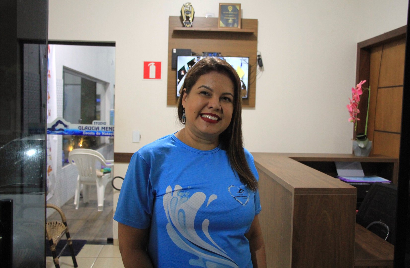 A responsável pelo studio, Glaucia Mendes, é professora especialista em natação e atividades aquáticas (CREF MS-003608) - Imagem: Acácio Gomes