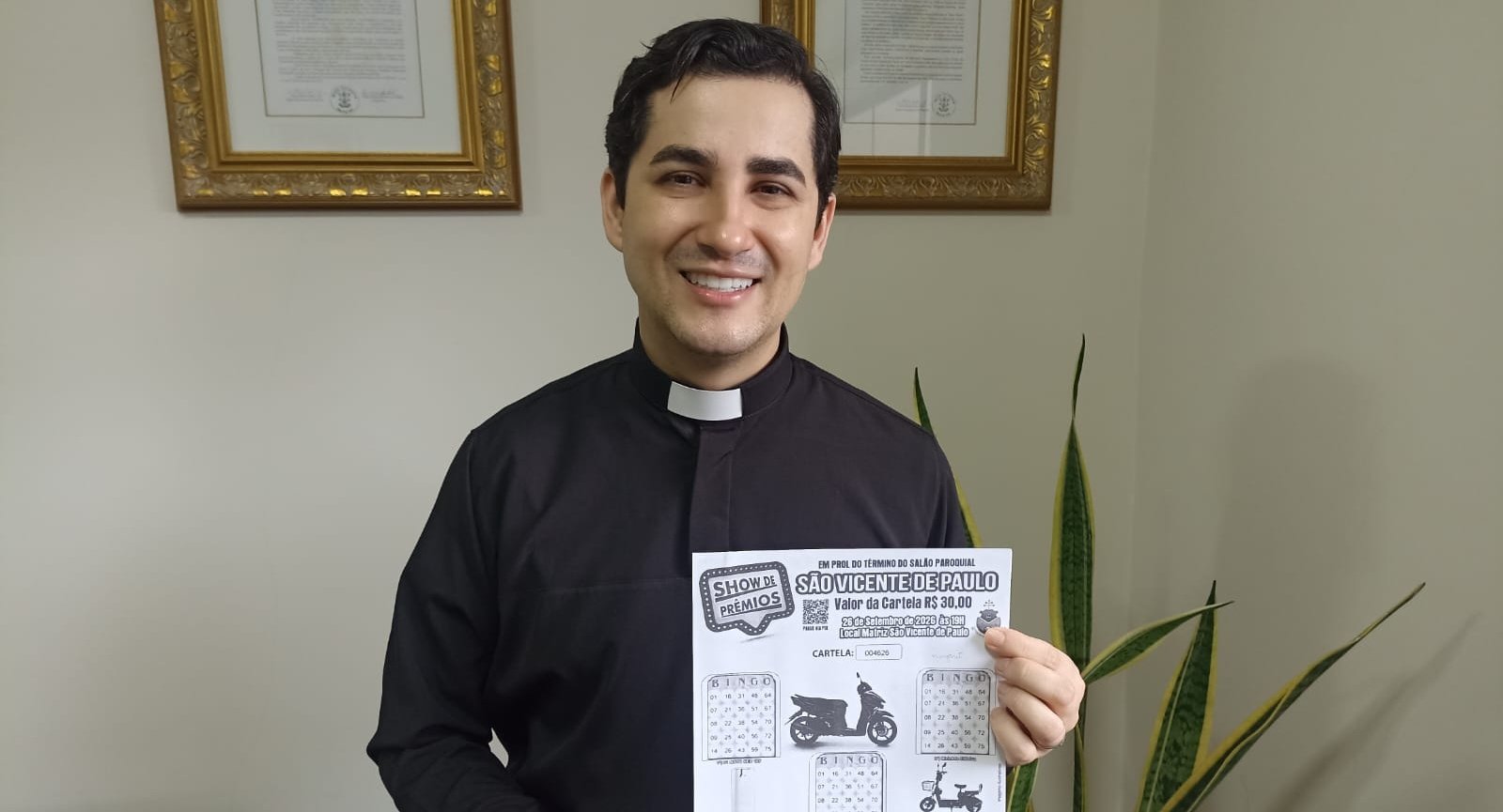 Padre Paulo Santos reforça convite para a Festa de São Vicente de Paulo, que acontece neste fim de semana