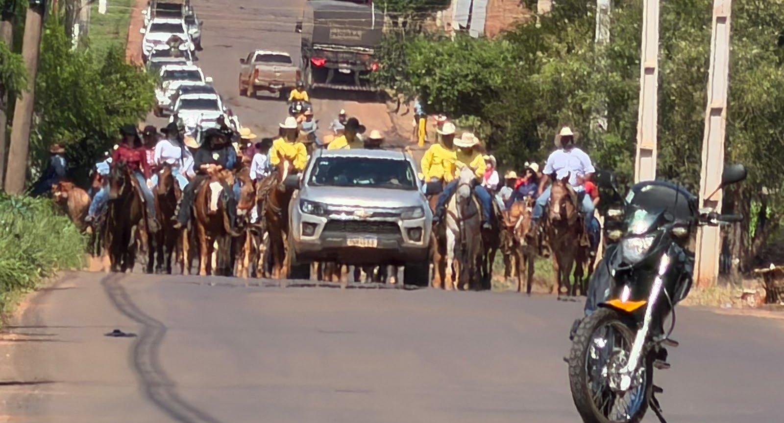 Cavaleiros e amazonas se reúnem em cavalgada pelos municípios de Nova Andradina, Batayporã e Taquarussu