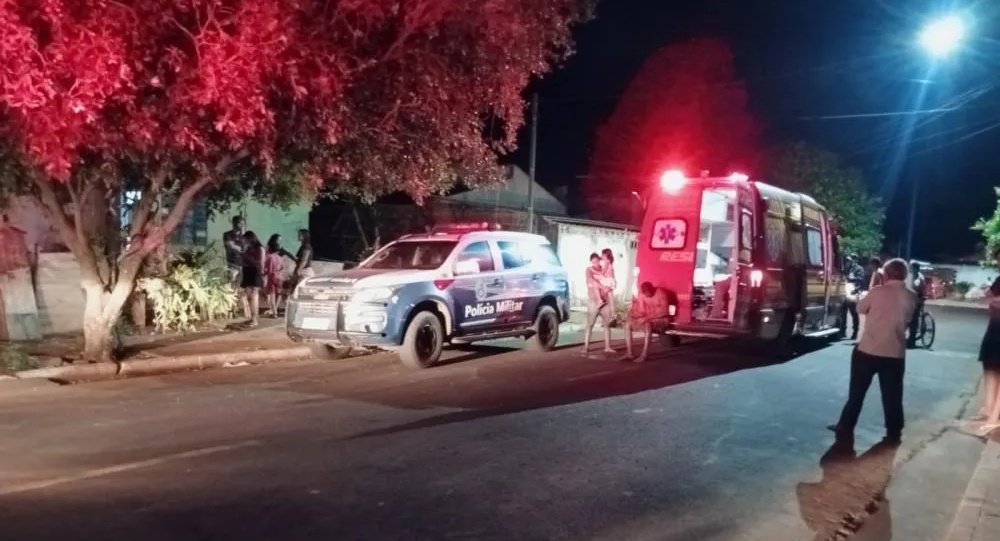 Bataguassu - Incêndio deixa três pessoas da mesma família feridas em Nova Porto XV