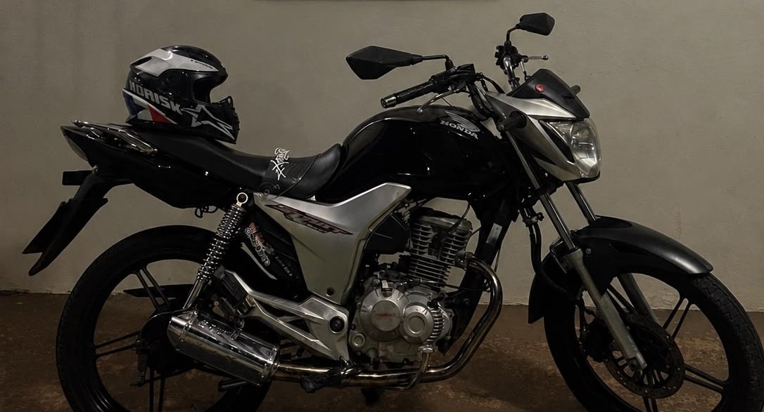 PM detém motociclista por praticar direção perigosa pelas ruas de Ivinhema